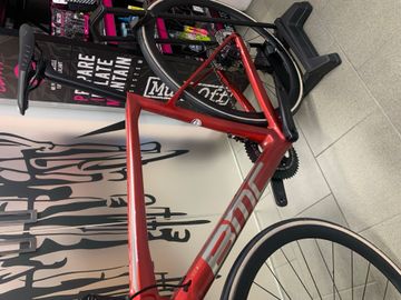 BMC Teammachine SLR ONE 2023 2023 Road & Gravel usato, Rosso — immagine 4 di 6