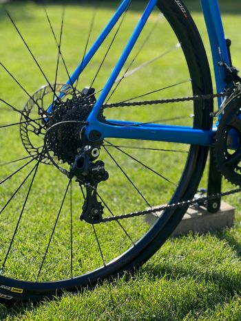 Used Canyon Endurace CF SL Disc 8.0 Pro 2019 Road & Gravel — image 6 of 8