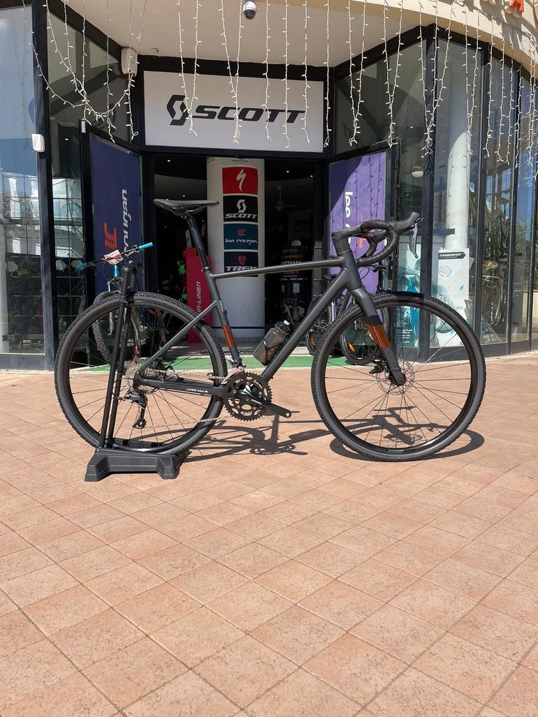 Used Scott Speedster Gravel 60 2024 2024 Road & Gravel, Black — image 1 of 10