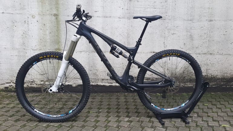 Tweedehands Scott Genius 700 SL Mountainbike — afbeelding 2 van 24