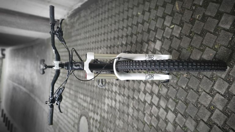 Tweedehands Scott Genius 700 SL Mountainbike — afbeelding 5 van 24