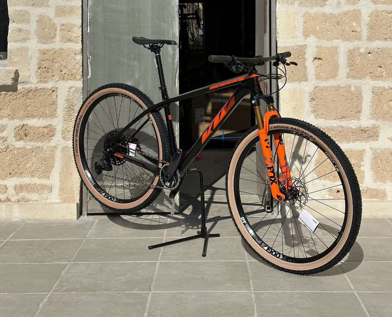 Used KTM MYROON MASTER 2021 2021 Mountainbike, Black, 29 — image 1 of 7