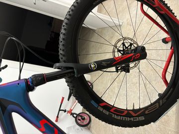 Brugt Specialized Women's S-Works Epic 2018 2018 Mountainbike — billede 5 af 9