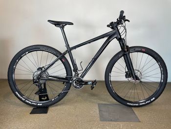 Used Rose COUNT SOLO 4 2018 Mountainbike, Black — image 1 of 5