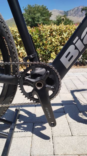 Used Bianchi Impulso e-Allroad GRX 600 2021 Road & Gravel, Black — image 4 of 12