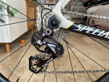 Specialized Tarmac Other Shimano 2015 Road & Gravel usato, Bianco — immagine 2 di 9