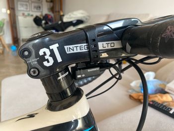 Specialized Tarmac Other Shimano 2015 Road & Gravel usato, Bianco — immagine 5 di 9