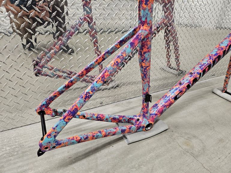 Used Specialized Tarmac SL7 Frameset 2024 2024 Road & Gravel — image 6 of 10