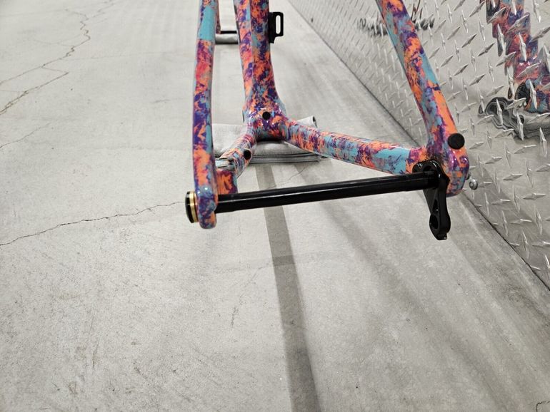 Used Specialized Tarmac SL7 Frameset 2024 2024 Road & Gravel — image 8 of 10