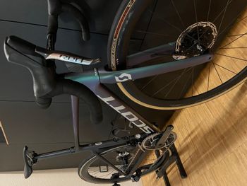 Used Scott Addict RC Pro 2021 2021 Road & Gravel, Black — image 2 of 6