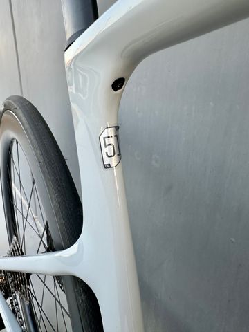 Used Cannondale SuperSix EVO 3 2023 2023 Road & Gravel, Light Gray — image 4 of 9