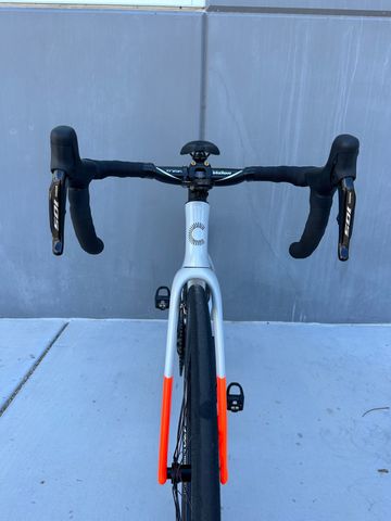 Used Cannondale SuperSix EVO 3 2023 2023 Road & Gravel, Light Gray — image 7 of 9