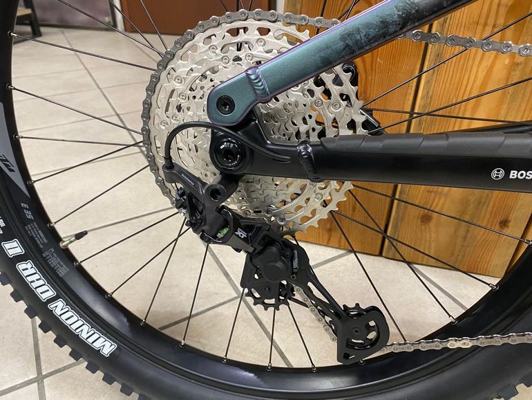 Used KTM MACINA KAPOHO ELITE 2023 Mountainbike, Green — image 2 of 9