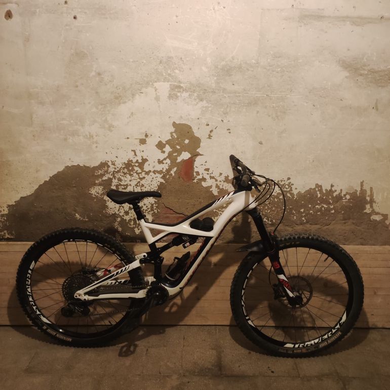 Specialized enduro 650b 2016 online