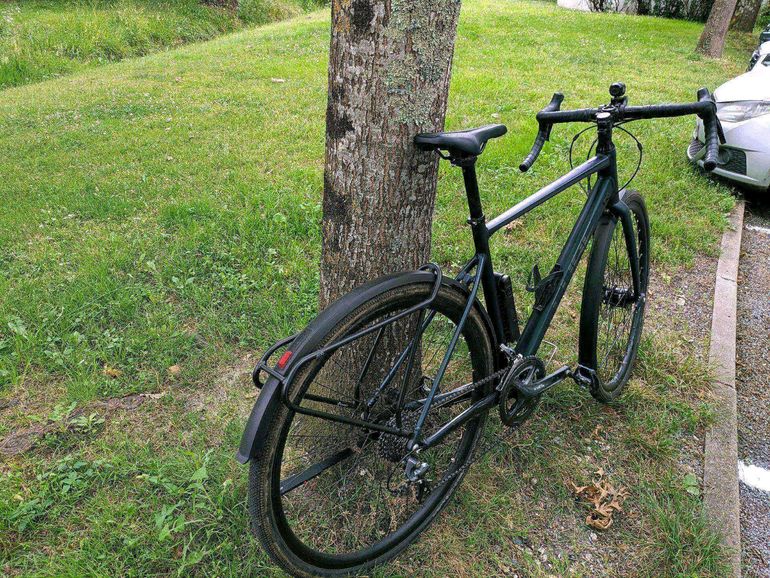 Used CUBE NUROAD FE 2023 2023 Road & Gravel, Black — image 5 of 7