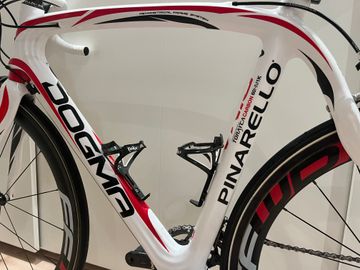 Używany Pinarello Dogma 60.1 2011 2011 Road & Gravel — zdjęcie 17 z 20