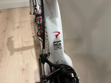 Używany Pinarello Dogma 60.1 2011 2011 Road & Gravel — zdjęcie 13 z 20