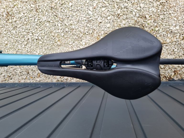 Used Ridley Fenix Disc - Shimano 105 - 2x12 2023 2023 Road & Gravel — image 7 of 15