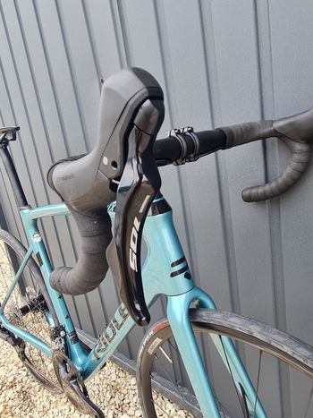 Used Ridley Fenix Disc - Shimano 105 - 2x12 2023 2023 Road & Gravel — image 10 of 15