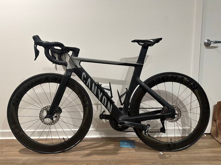 Used Canyon Aeroad CF SL 7 Disc 2022 2022 Road & Gravel, Schwarz — image 2 of 7