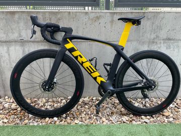 Brugt Trek Madone SLR 9 Disc eTap 2019 2019 Road & Gravel — billede 2 af 5