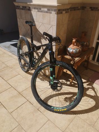 Used Orbea OIZ H30 2020 2020 Mountainbike, Black, 27.5, 29 — image 2 of 6