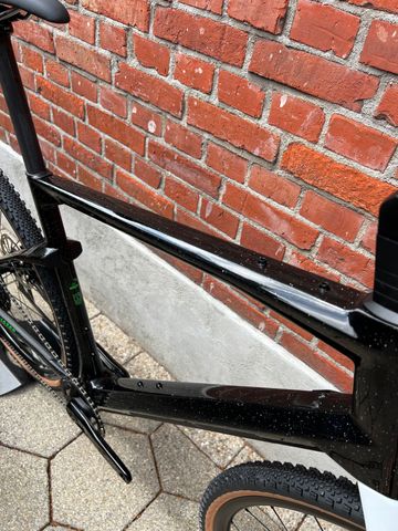 Used BMC NEW! URS 01 Four Gravel Carbon/SRAM GX AXS 1x12/Size L/DT-Swiss 2024 Road & Gravel, Green — image 8 of 16