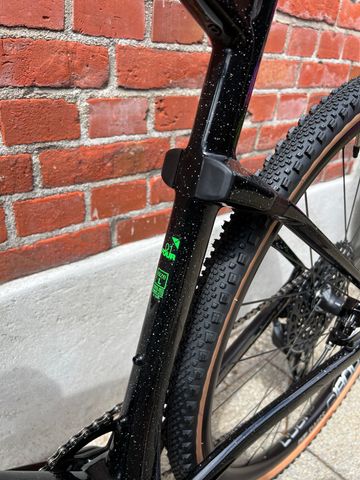 Used BMC NEW! URS 01 Four Gravel Carbon/SRAM GX AXS 1x12/Size L/DT-Swiss 2024 Road & Gravel, Green — image 15 of 16