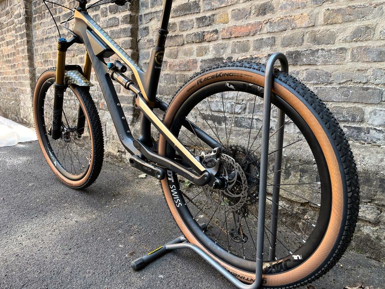 Used Canyon Spectral CFR 9.0 SL 2019 Mountainbike, Schwarz — image 12 of 15