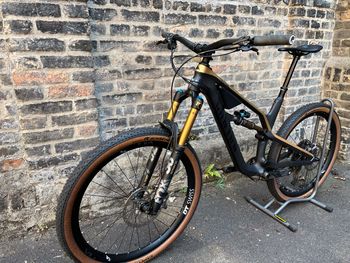 Used Canyon Spectral CFR 9.0 SL 2019 Mountainbike, Schwarz — image 7 of 15