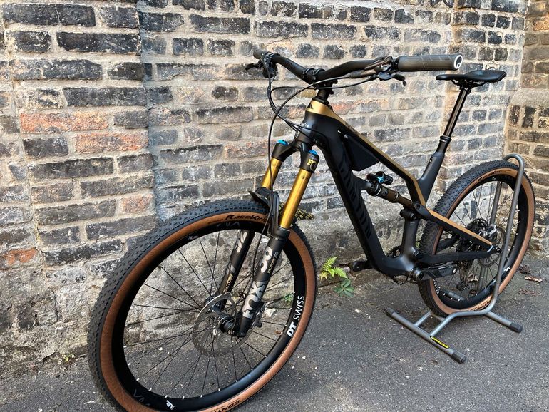 Used Canyon Spectral CFR 9.0 SL 2019 Mountainbike, Schwarz — image 7 of 15