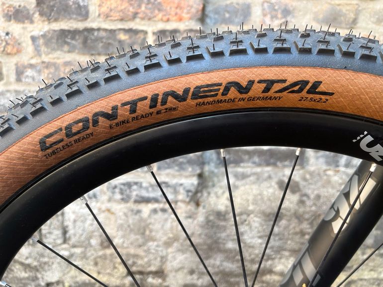 Used Canyon Spectral CFR 9.0 SL 2019 Mountainbike, Schwarz — image 10 of 15