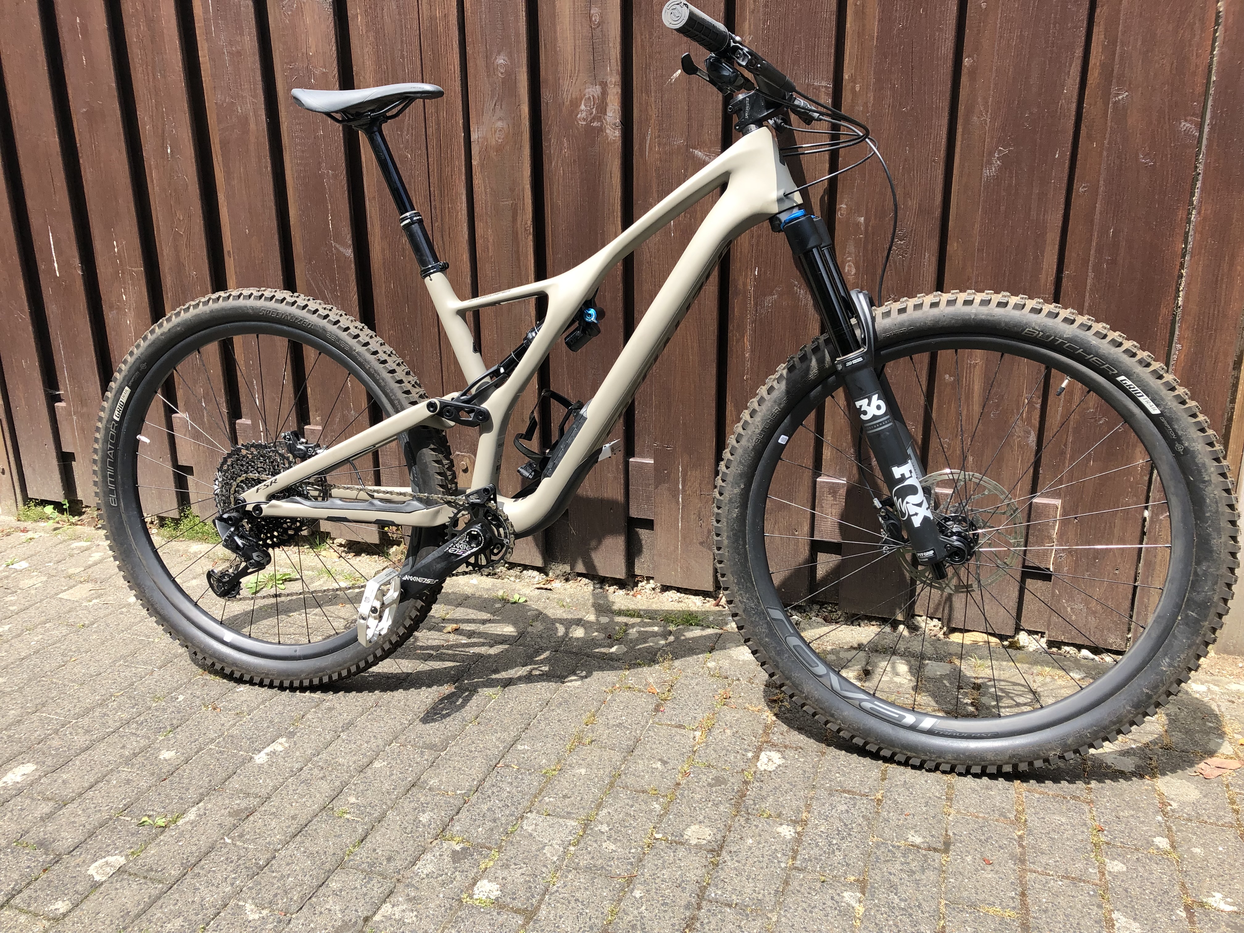 Specialized stumpjumper expert hot sale carbon 29 2020