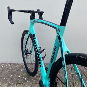 Used Bianchi OLTRE XR4 DISC/ULTEGRA 12s Di2+C36+VISION METRON ACR Gr.57(59) BESTzustand 2022 Road & Gravel, Green — image 6 of 11