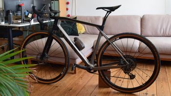 Used Canyon Grail CF SL 8.0 ETAP 2020 Road & Gravel, Hellgrau — image 3 of 9