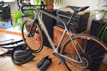 Used Canyon Grail CF SL 8.0 ETAP 2020 Road & Gravel, Hellgrau — image 6 of 9