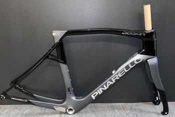 Pinarello - DOGMA X FRAME, 2023