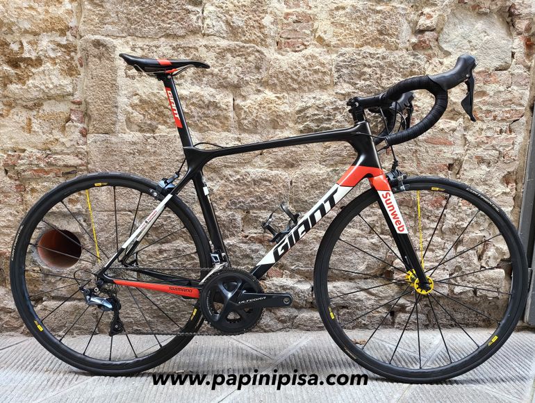 Used Giant Tcr adv Pro Road & Gravel — image 1 of 8