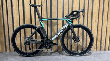 Bianchi - Oltre RC Durace Di2 2023, 2023