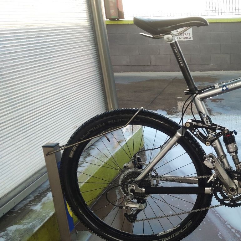 Used Trek Fuel 90 2004 2004 Mountainbike, Light Gray, 26 — image 3 of 8