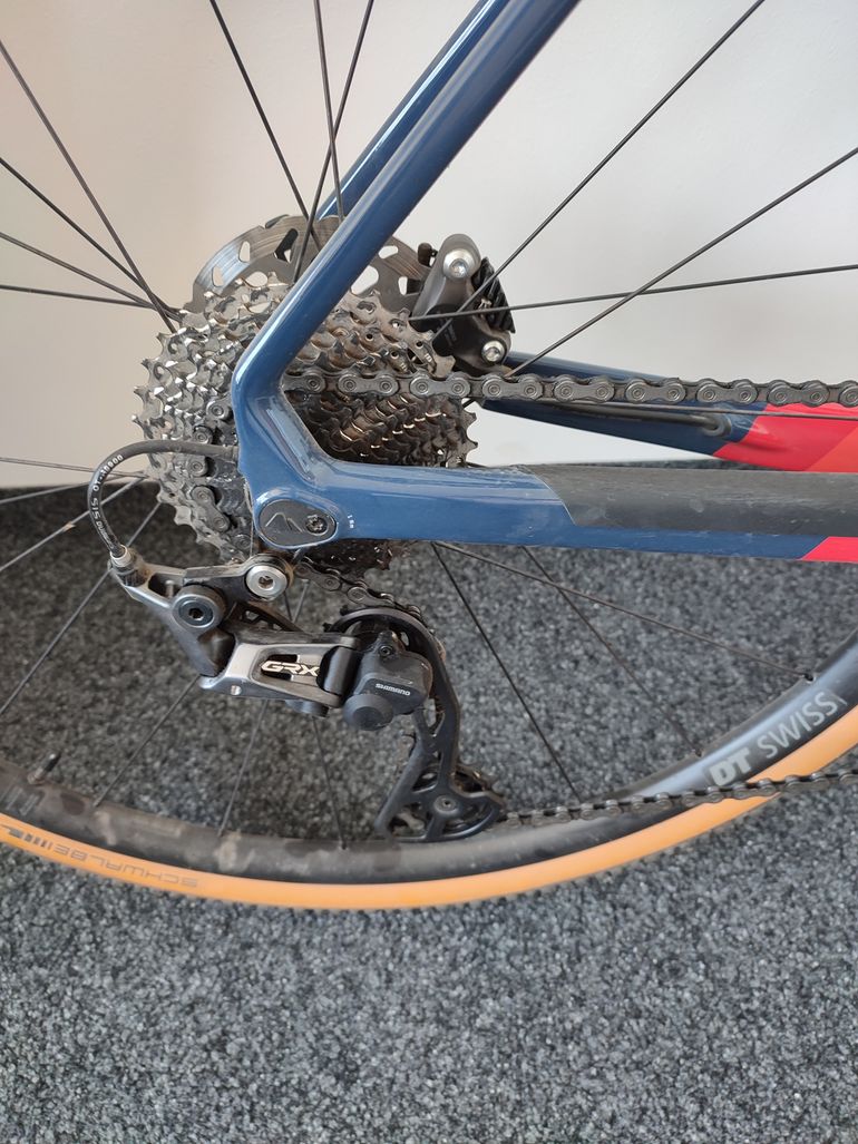 Used Canyon Inflite CF SL 6 2022 Road & Gravel — image 5 of 5