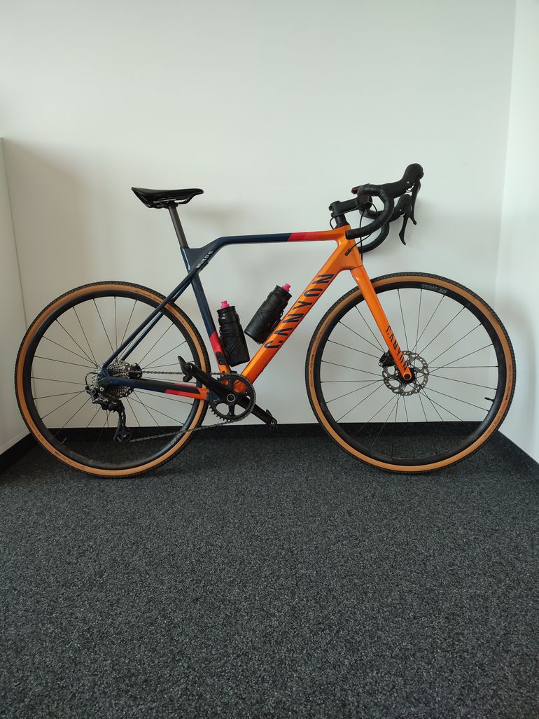 Used Canyon Inflite CF SL 6 2022 Road & Gravel — image 3 of 5