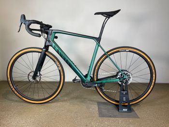 Used Canyon Grail CF SLX 8.0 SL 2019 Road & Gravel, Green — image 3 of 9