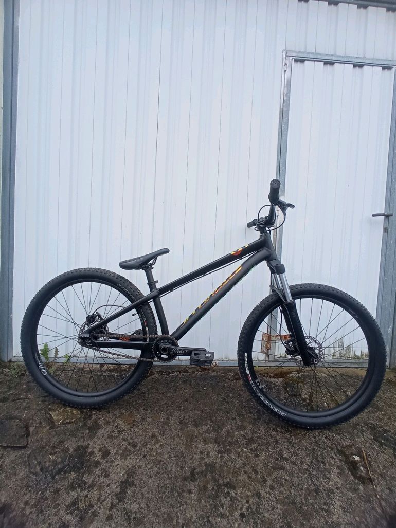 Used Specialized P.3 2018 2018 Mountainbike, Black, 26 — image 1 of 8