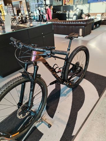 Tweedehands Giant XTC Advanced 29 1.5 2022 2022 Mountainbike — afbeelding 2 van 6