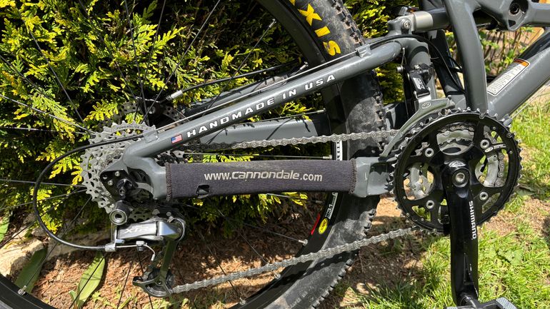 Used Cannondale Jekyll 1000 2003 Mountainbike, Light Gray — image 2 of 8