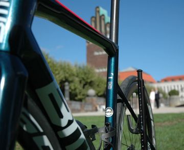 Used BMC TEAMmachine SLR01 DISC Rahmen-/frame-Set frameset DEEP-SEA/NEON-RED Gr.56 2024 Road & Gravel, Green — image 6 of 15