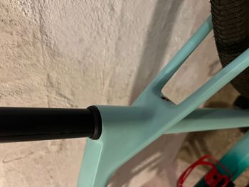 Used Canyon Grail CF SLX 8 Di2 2023 2023 Road & Gravel — image 8 of 15