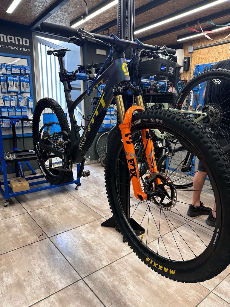 Brugt Scott Spark RC World Cup EVO TR 2024 2024 Mountainbike — billede 2 af 10