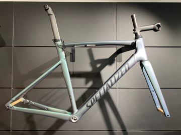 Used Specialized Allez Sprint Disc Frameset 2022 Road & Gravel, Light Gray — image 1 of 3